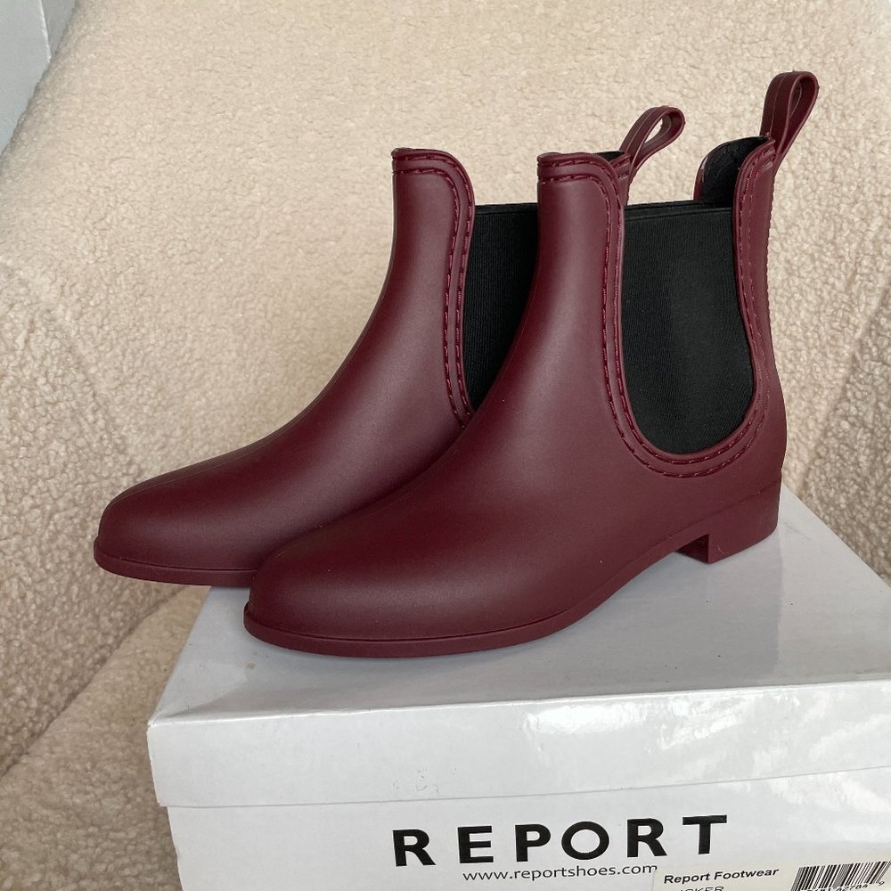 Report Slicker Chelsea Rain Boots Burgundy NIB